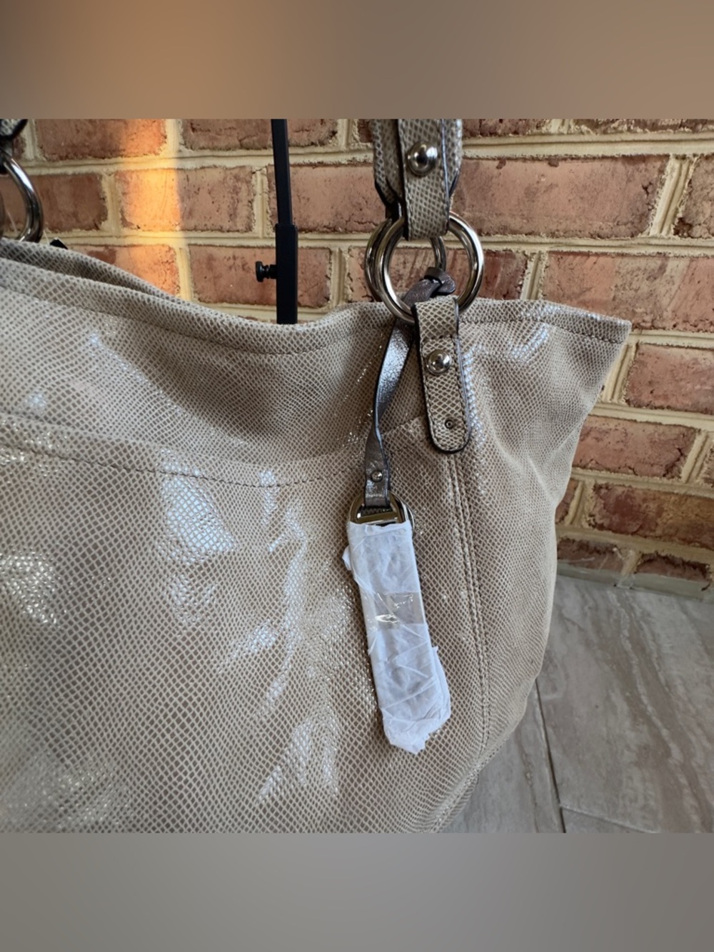 B. Makowsky Snakeskin Women’s Leather Shoulder Bag NWT - Picture 5 of 8